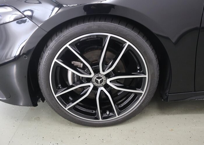 Mercedes-Benz A-Klasse 180 Business Solution AMG
