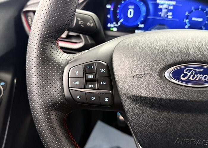 Ford Puma 1.0 EcoBoost Hybrid ST-Line X First Edition