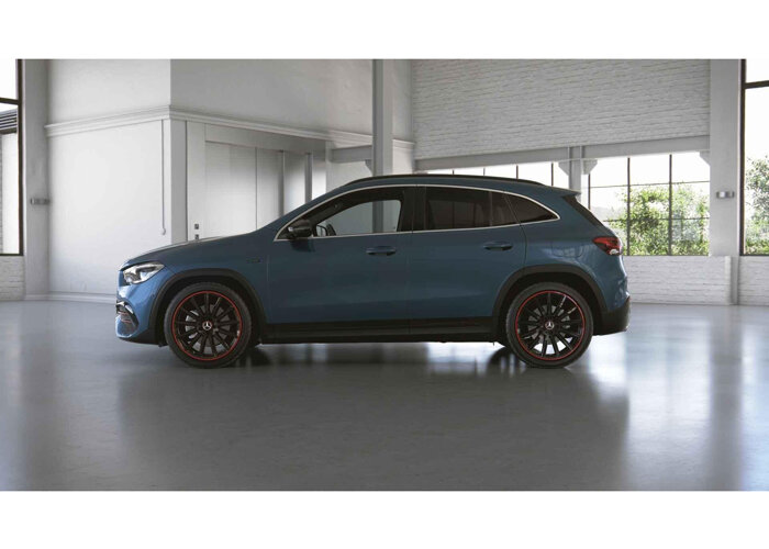 Mercedes-Benz GLA 250 e AMG Line