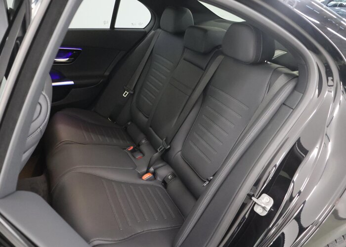 Mercedes-Benz C-Klasse 300 e 140 Years Edition