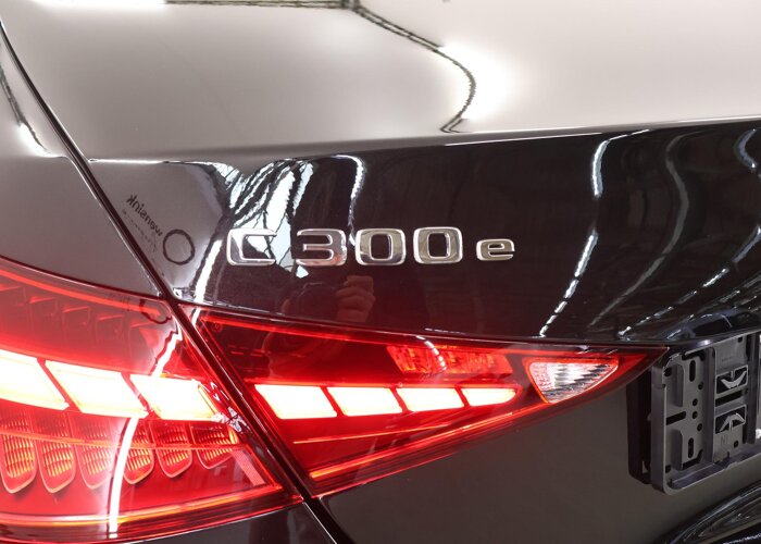 Mercedes-Benz C-Klasse 300 e Business Solution AMG