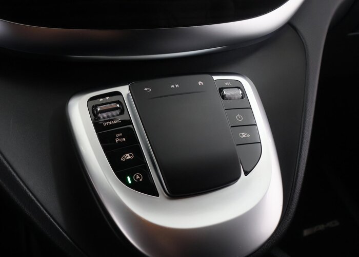 Mercedes-Benz V-Klasse 300d L2 | DUBBELE CABINE | AMG | AVANTGARDE |