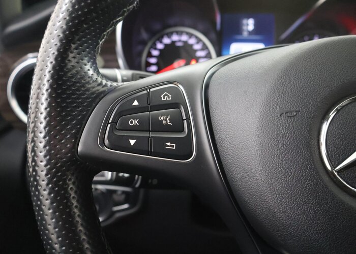 Mercedes-Benz V-Klasse 300d L2 | DUBBELE CABINE | AMG | AVANTGARDE |