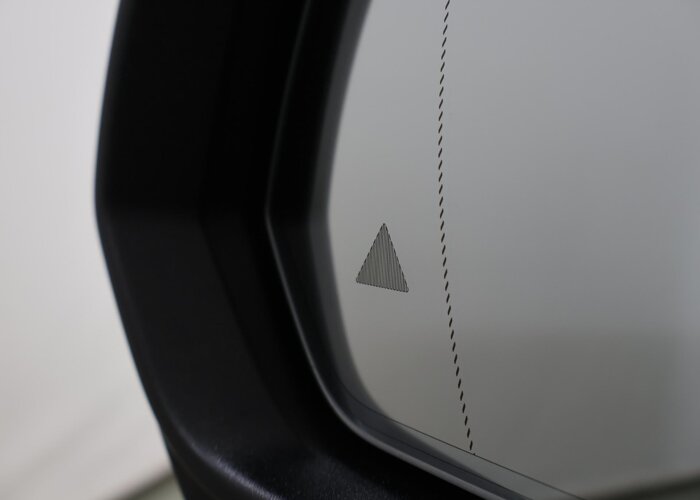 Mercedes-Benz V-Klasse 300d L2 | DUBBELE CABINE | AMG | AVANTGARDE |