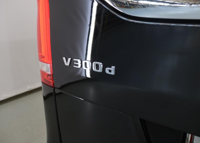 Mercedes-Benz V-Klasse 300d L2 | DUBBELE CABINE | AMG | AVANTGARDE |