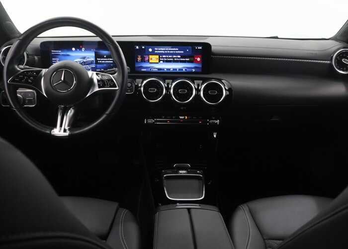 Mercedes-Benz CLA-Klasse 180 Business Line