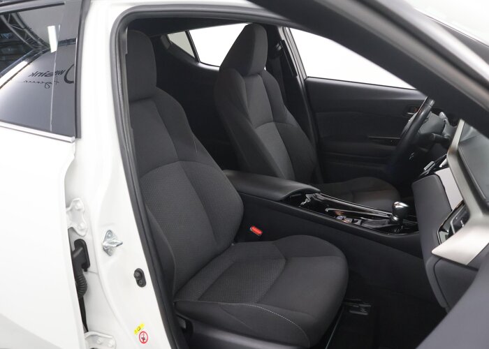 Toyota C-HR 1.8 Hybrid Bi-Tone