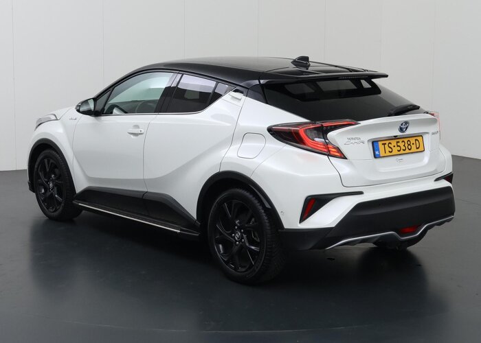 Toyota C-HR 1.8 Hybrid Bi-Tone