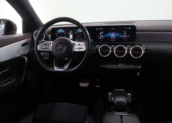 Mercedes-Benz CLA-Klasse 180 Business Solution AMG