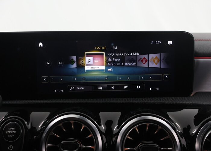 Mercedes-Benz CLA-Klasse 180 Business Solution AMG