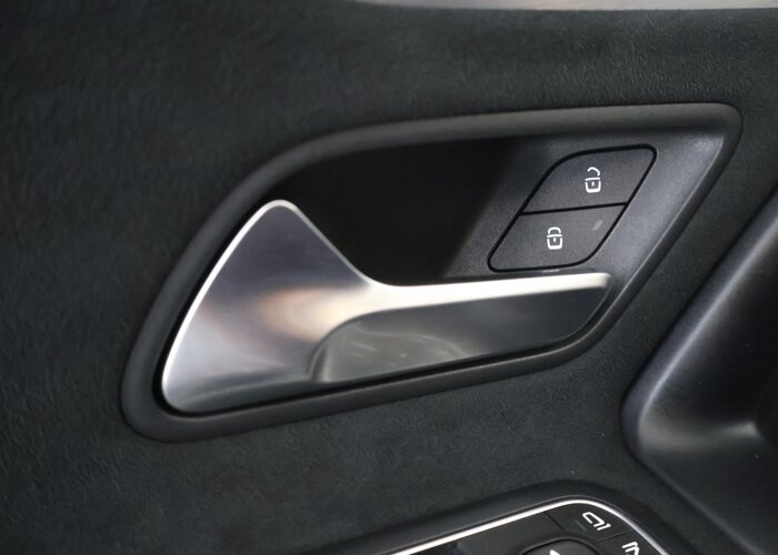 Mercedes-Benz CLA-Klasse 180 Business Solution AMG