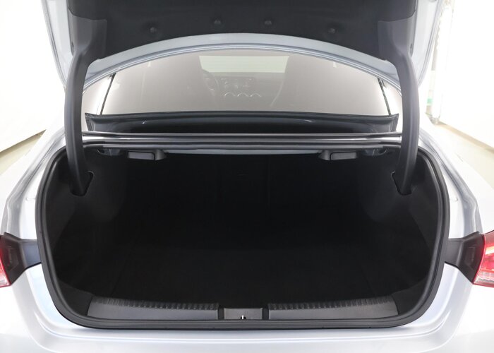 Mercedes-Benz CLA-Klasse 180 Business Solution AMG