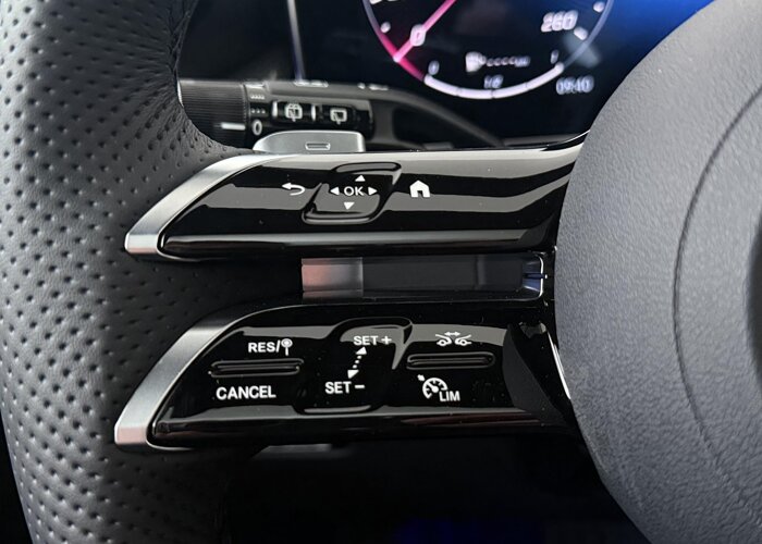 Mercedes-Benz GLC 300e 4MATIC Business Solution AMG