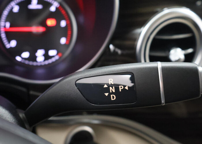 Mercedes-Benz V-Klasse 250d 4-MATIC | DUBBELE CABINE | AVANTGARDE | AMG |