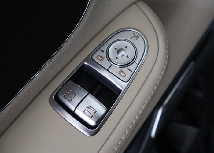Mercedes-Benz V-Klasse 250d 4-MATIC | DUBBELE CABINE | AVANTGARDE | AMG |