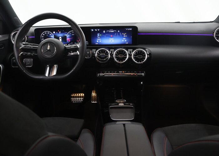 Mercedes-Benz A-Klasse 180 Business Solution AMG