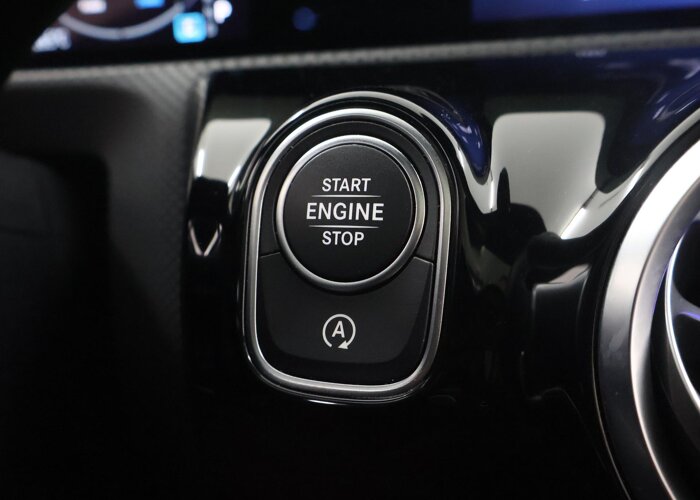 Mercedes-Benz A-Klasse 180 Business Solution AMG