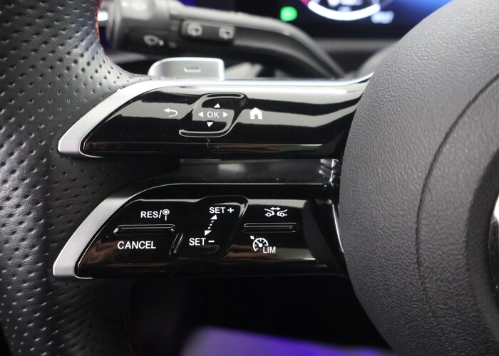 Mercedes-Benz A-Klasse 180 Business Solution AMG