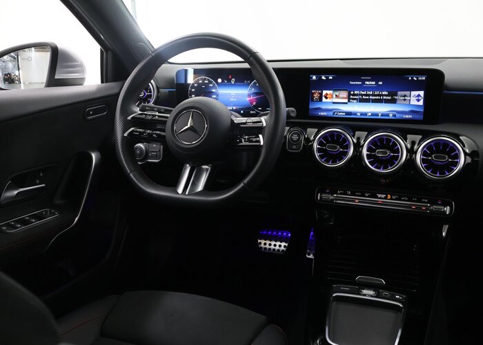 Mercedes-Benz A-Klasse 180 Star Edition AMG Line