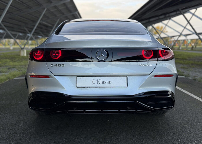 Mercedes-Benz C-Klasse 400 4MATIC Launch Edition 94 kWh