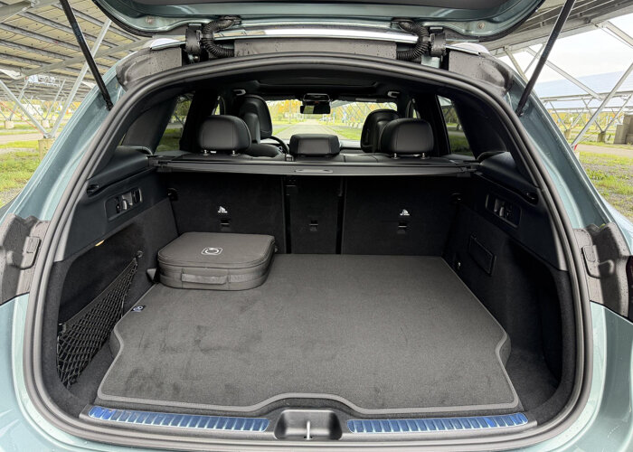 Mercedes-Benz GLC 300e 4MATIC Business Solution AMG