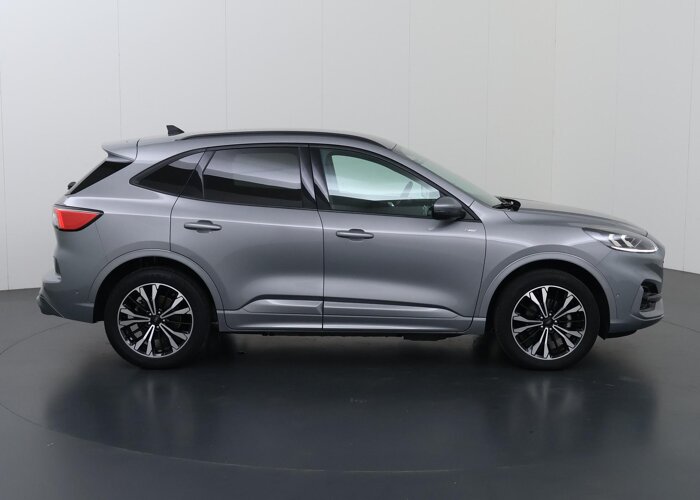 Ford Kuga 2.5 PHEV ST-Line X