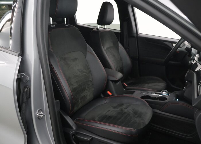 Ford Kuga 2.5 PHEV ST-Line X