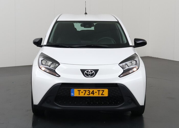 Toyota Aygo X 1.0 VVT-i MT Play