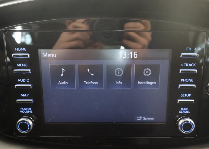 Toyota Aygo X 1.0 VVT-i MT Play