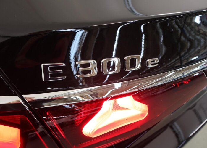 Mercedes-Benz E-Klasse 300e Sport Edition
