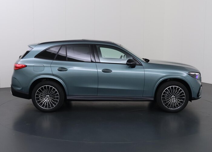 Mercedes-Benz GLC 300e 4MATIC Business Solution AMG