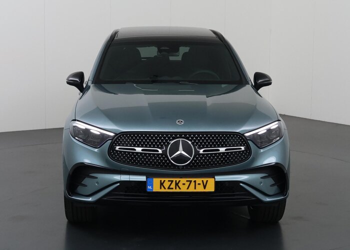 Mercedes-Benz GLC 300e 4MATIC Business Solution AMG