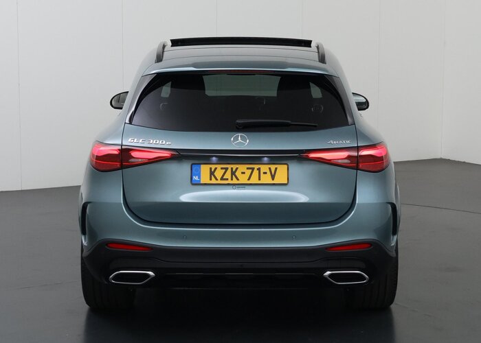 Mercedes-Benz GLC 300e 4MATIC Business Solution AMG