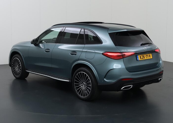 Mercedes-Benz GLC 300e 4MATIC Business Solution AMG