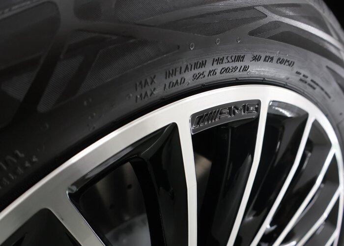 Mercedes-Benz GLC 300e 4MATIC Business Solution AMG
