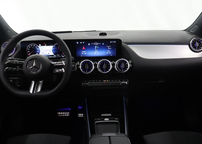 Mercedes-Benz GLA 250 e 140 Years Edition