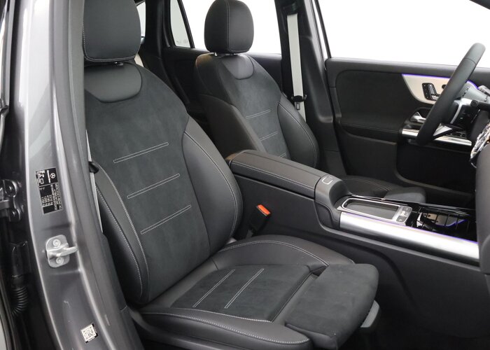Mercedes-Benz GLA 250 e 140 Years Edition