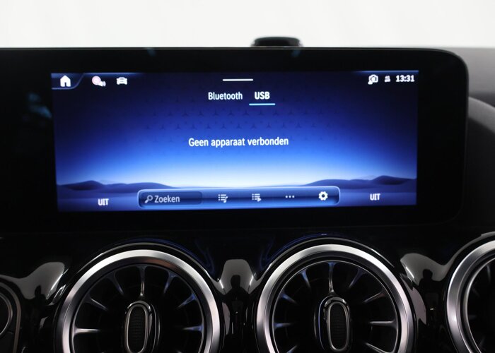 Mercedes-Benz GLA 250 e 140 Years Edition
