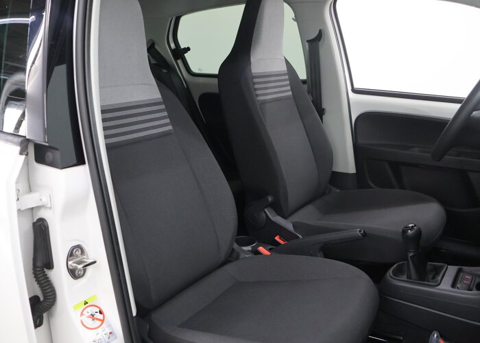 Volkswagen up! 1.0 BMT move up!
