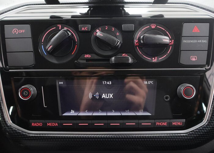 Volkswagen up! 1.0 BMT move up!