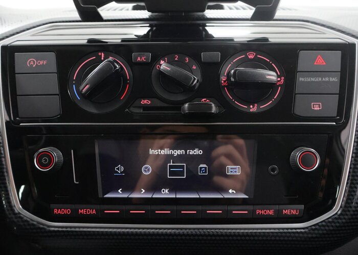 Volkswagen up! 1.0 BMT move up!
