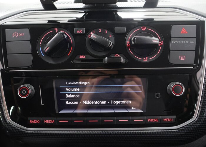 Volkswagen up! 1.0 BMT move up!