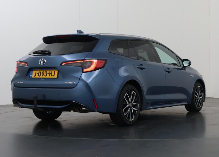 Toyota Corolla Touring Sports 2.0 Hybrid Business Plus