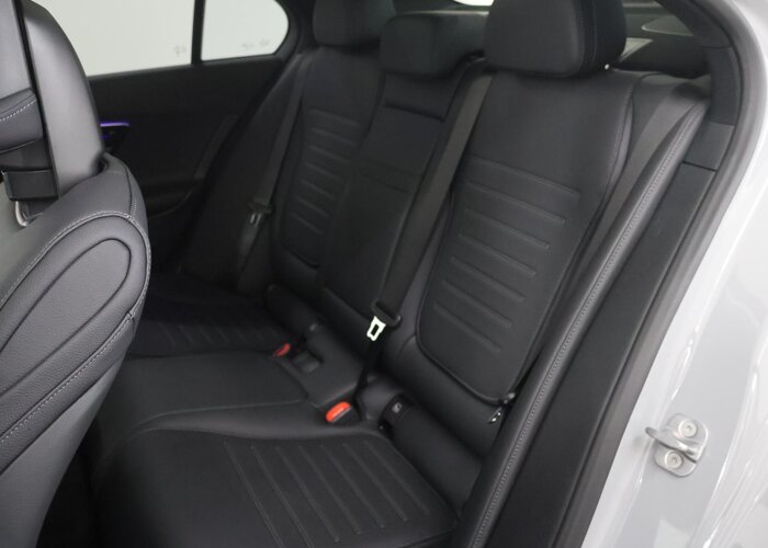 Mercedes-Benz C-Klasse 300 e Business Solution AMG