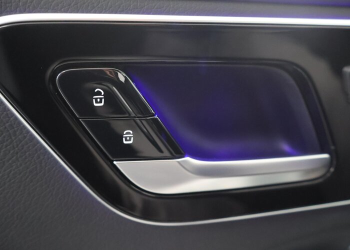 Mercedes-Benz C-Klasse 300 e Business Solution AMG