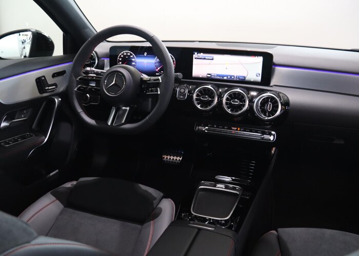 Mercedes-Benz A-Klasse 180 Business Solution AMG