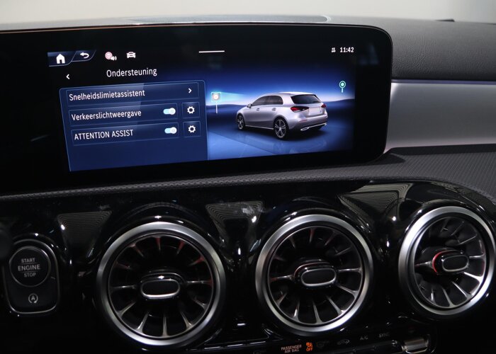 Mercedes-Benz A-Klasse 180 Business Solution AMG