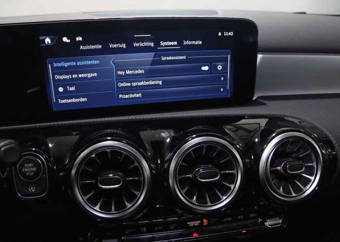 Mercedes-Benz A-Klasse 180 Business Solution AMG