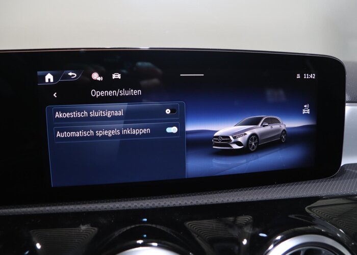 Mercedes-Benz A-Klasse 180 Business Solution AMG