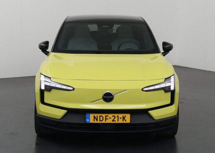 Volvo EX30 Twin Motor Performance Ultra 69 kWh